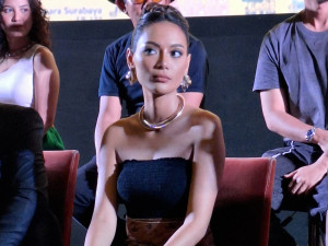 Berperan sebagai ‘Bu Djujuk’, Erika Carlina Menurunkan Berat Badan Hingga 10 Kilogram