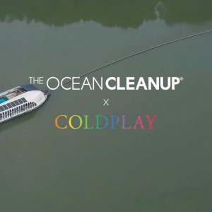 Coldplay Menyumbangkan Kapal Neon Moon II Untuk Cisadane