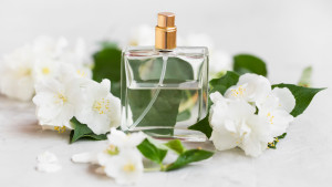 Rekomendasi Parfume Wanita Dengan Aroma Green Tea Yang Menyegarkan dan Tahan Lama