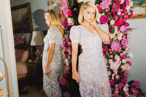 Selamat! Paris Hilton Dikaruniai Anak Kedua Lewat Ibu Pengganti