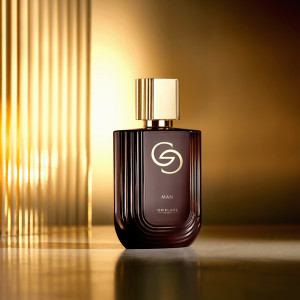 Dua Dekade Wewangian Ikonik Oriflame yang Melegenda