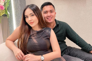 Kabar Duka, Sarah Gibson Kembali Alami Keguguran