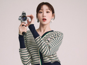 Keren, Lee Sung-kyung Bakal Segera Debut Jadi Solois!
