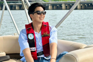 Mulai Wamil Hari Ini, RM BTS Tulis Pesan Haru Untuk ARMY