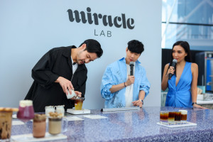 Resmikan Gerai Perdana di Singapura, Miracle Coffee Kini Hadir di ArtScience Museum