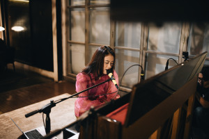 Akhir Tahun 2023, Anastasia Ria Merilis Single Kejutan “Patah Hati Akhir Tahun (Piano Version?”