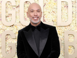 Buat Lelucon Tentang Film 'Barbie', Jo Koy Tuai Hujatan