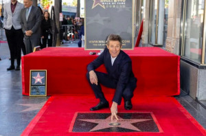 Willem Dafoe Raih Walk of Fame Setelah 43 Tahun Berkarya