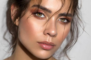5 Tren Makeup 2024 yang Akan Booming, Apa Aja Sih?