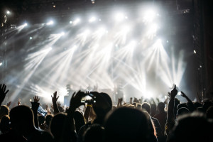 Nonton Konser di Luar Negeri Ini yang Perlu Disiapkan