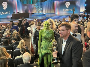 Tampil Nyentrik! Princess Poppy Jadi Goblin di Red Carpet Emmys Awards 2024