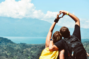 Bikin Dia Tambah Sayang, Ini Tips Agar Semakin Romantis dengan Pasangan