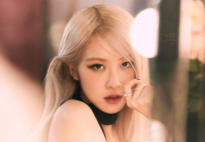 Miliki Tubuh Ideal,  6 Rahasia Hidup Sehat Rose BLACKPINK yang Bisa Ditiru
