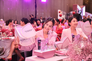 POND'S SKIN INSTITUTE Hadirkan Wajah Baru Pond's Age Miracle & Bright Miracle