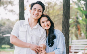 Tertarik Jalin Hubungan dengan Lelaki yang Lebih Muda? Ketahui Hal Ini!
