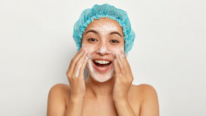 Cegah Penuaan Dini, Ini Manfaat Sabun Kojic Acid Untuk Kulit Wajah