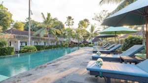 Rayakan Kemeriahan Imlek di Tahun Naga Kayu, OYO Bagi-Bagi Diskon Menginap