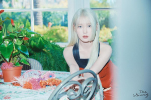 Berkolaborasi, IU Gandeng Hyein NewJeans dalam Album 'The Winning'