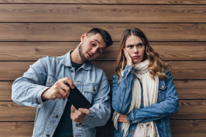 5 Hal Tentang Pria yang Bikin Perempuan Ragu untuk Berkencan