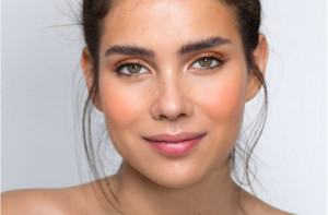 5 Tips untuk Makeup Natural Bagi Pemula yang Tahan Lama Seharian