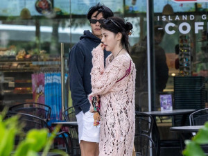 Seolah Berpihak, Hubungan Han So-hee dan Dispatch Jadi Sorotan
