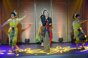 GIK Hadirkan Kebudayaan Jawa Barat dalam Kemasan Drama Tari "Nyimas Kawung Anten"