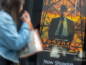 Tayang di Jepang, Film “Oppenheimer” Disertai Trigger Warning