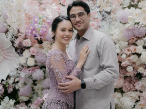 7 Tahun Pacaran, Anggika Bolsterli Resmi Dilamar Omar Armandiego Soeharto
