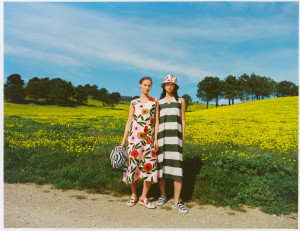 UNIQLO x Marimekko Summer 2024 Hadirkan Keceriaan Warna-warni Khas Musim Panas