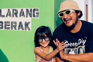 Bertemu Pelaku, Isa Bajaj Cabut Laporan Terhadap Pria yang Diduga Celakai Anaknya