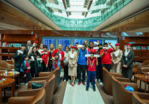 Emirates Selenggarakan Penerbangan Familiarisasi Autisme dan Latihan Perjalanan untuk 30 Keluarga