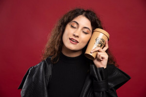 Anti Pucat! Begini Tips & Trik Makeup Espresso yang Lagi Trend