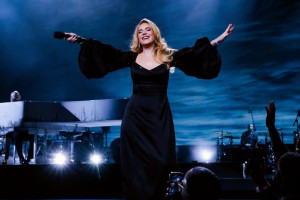 Usai Konser Residensi Selesai, Adele Akui Ingin Rehat dari Musik