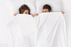 Berhubungan Seksual Bantu Tidur Jadi Lebih Nyenyak? Ini Kata Peneliti!