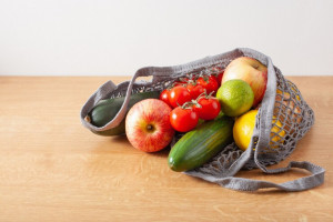 Banyak Makan Sayur dan Buah Bisa Kurangi Risiko Sakit Jantung? Cek Faktanya!