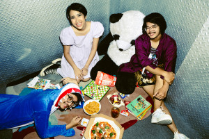 Anak Tangga Menuju Puncak, Littlefingers Rilis “Four Flights to Fibs”