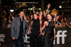 "The Shadow Strays" Disambut Meriah di Festival Film Internasional Toronto
