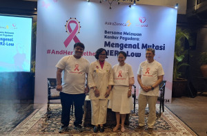 Gandeng Komunitas LovePink, AstraZeneca Gaungkan Kampanye #AndHerTogether