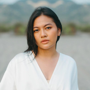 Clara Riva Suguhkan Balada Pop untuk Perempuan Tangguh melalui "Alasan Klasik"