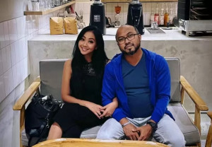 17 Tahun Bersama, Asri Welas Gugat Cerai Suami