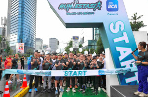 Runvestasi 2024 Dimulai! Direksi BCA hingga Joe Taslim Serukan "Wealth-Life Balance"