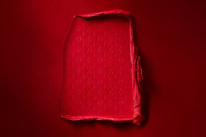 Gandeng Dame Pat McGrath, Louis Vuitton Bakal Rilis Produk Makeup!