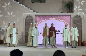 Lebaran Idulfitri Kian Catchy Kenakan Busana Muslim Bernuansa Middle East