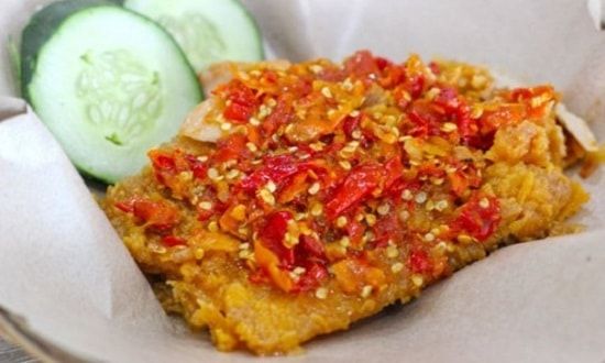 Resep Cara Membuat Ayam Geprek Mozarella  yang Spesial 