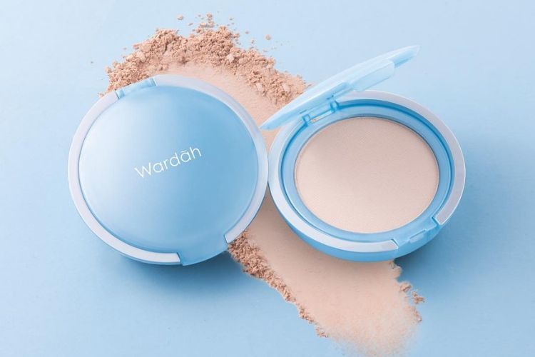 Begini Hasil Bedak Wardah Lightening Two Way Cake Di Kulit Berjerawat Ladiestory Id