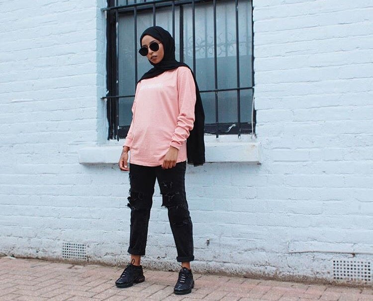 warna hijab baju pink