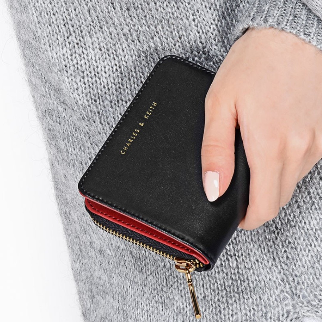 trend square wallet