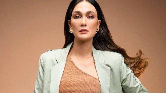 Ilustrasi Luna Maya (Special)