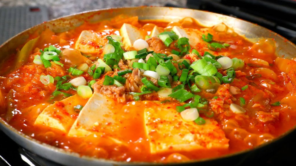 Kimchi Jjigae