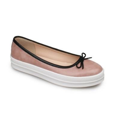 Promo Diskon Produk Wanita Terbaru Dan Terlengkap Dari Toko Online Blibli Dapatkan Cashback Setiap Hari Dari Harga Tertinggi Ladiestory Id Sepatu wanita april 2021 di indonesia. ladiestory id